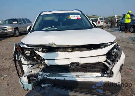 2024 Toyota Rav4 Xle/Xle Premium z USA, uszkodzony, nr VIN 2T3W1RFV8RC283739